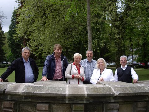 (von links nach rechts): Leo Bell, Arnold Joosten, Anneliese Schwickert, Manfred Schmitz, Silvia Czech und Bernd Lang